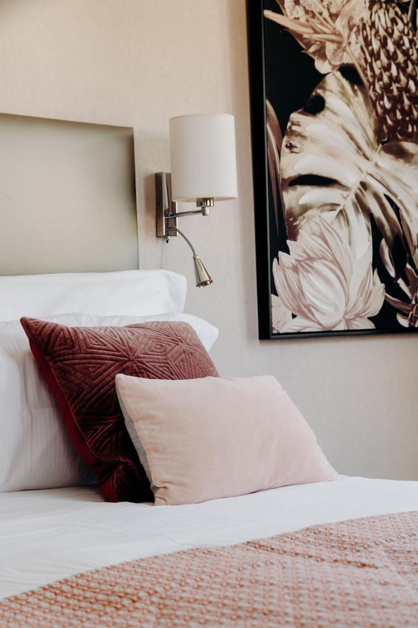Hotel Le Cottage Bise Talloires Bagian luar foto